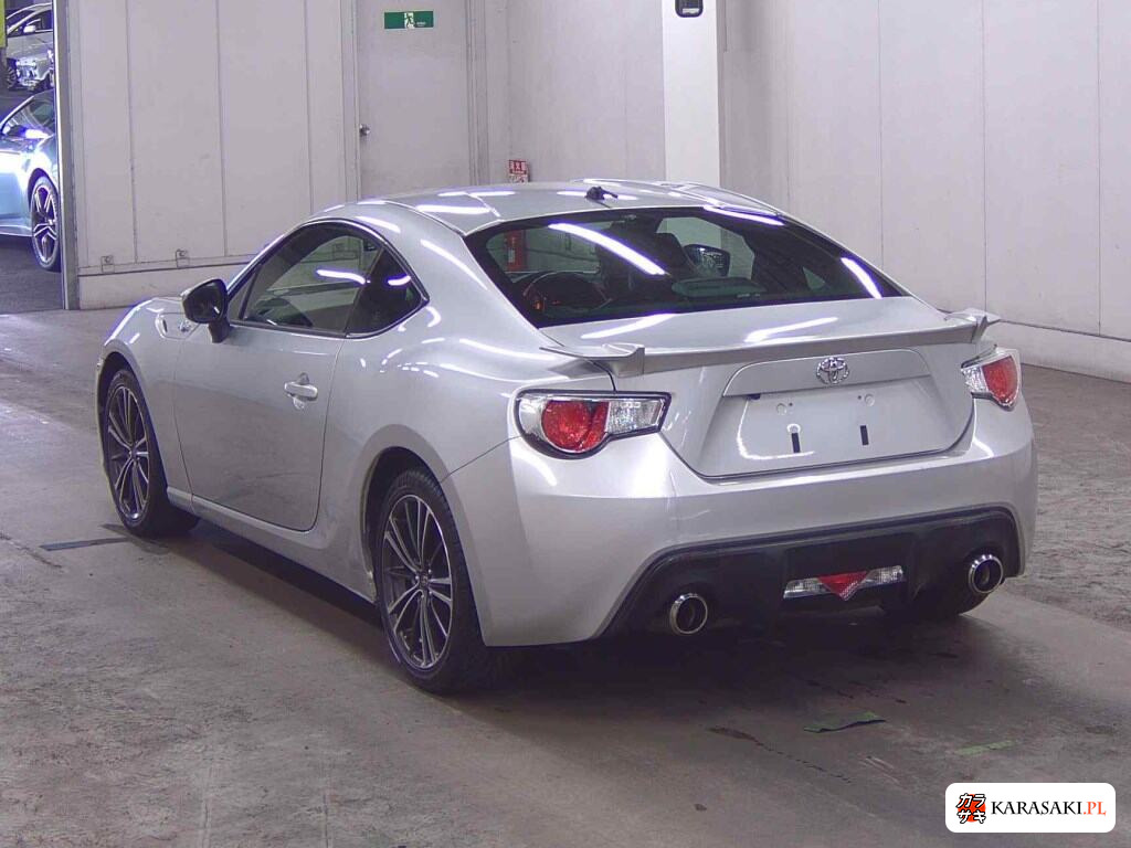 Toyota 86 2013 z aukcji japońskiej