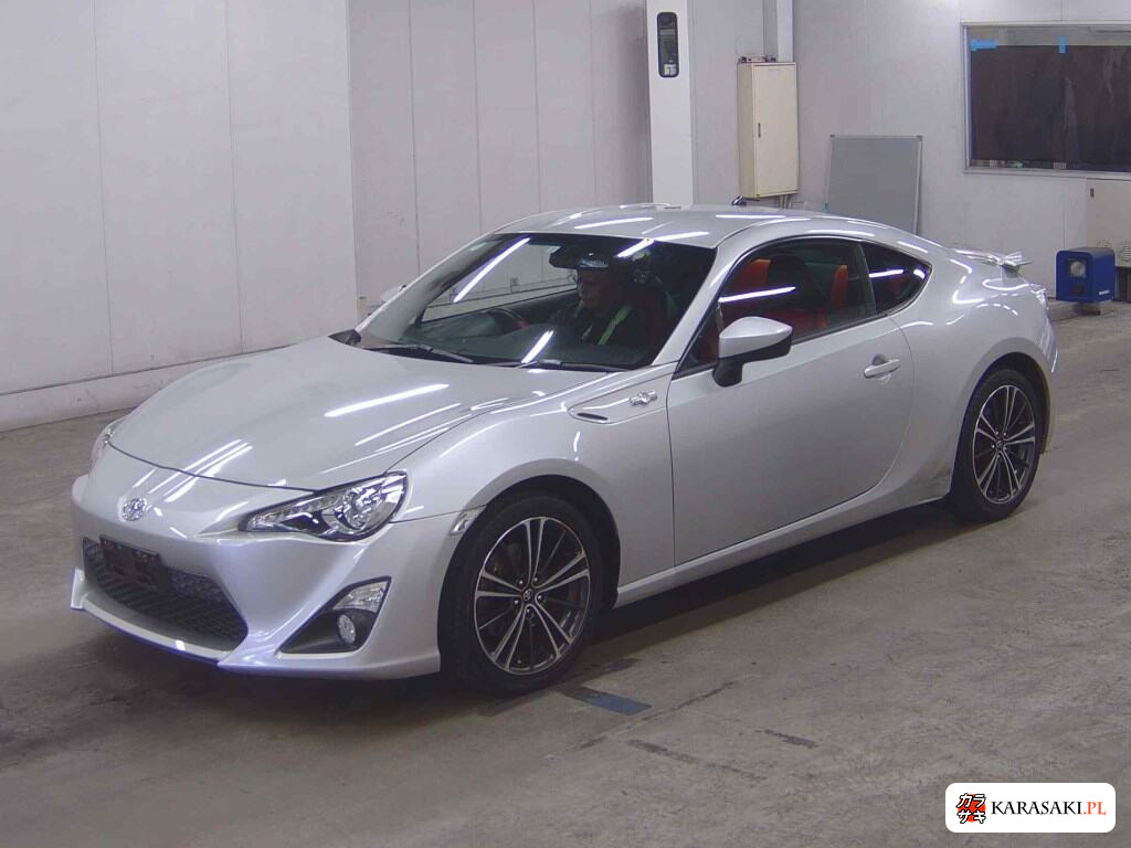 Toyota 86 2013 z aukcji japońskiej