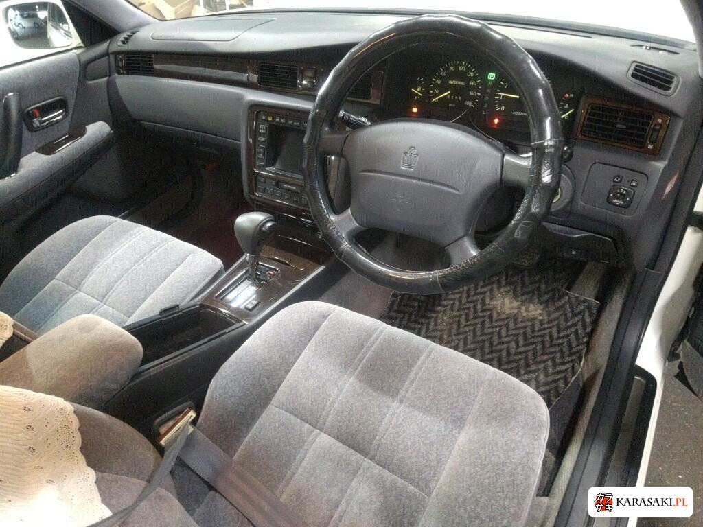 Toyota Crown 1997 z aukcji japońskiej