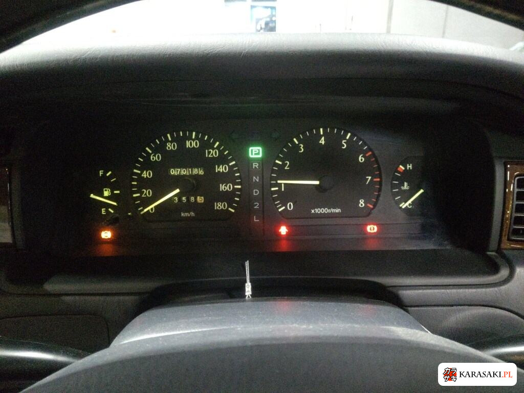 Toyota Crown 1997 z aukcji japońskiej