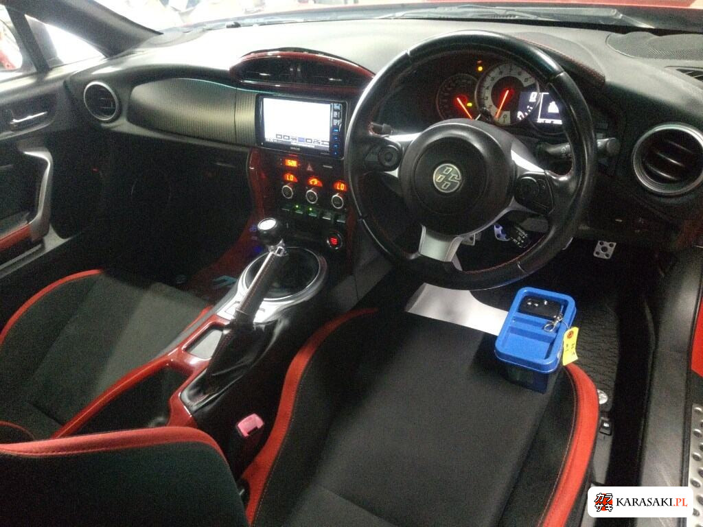 Toyota 86 2016 z aukcji japońskiej