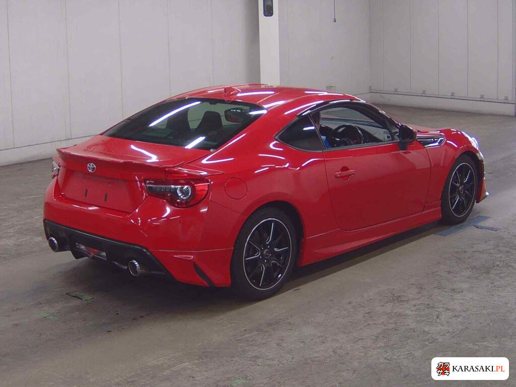 Toyota 86 2016 z aukcji japońskiej