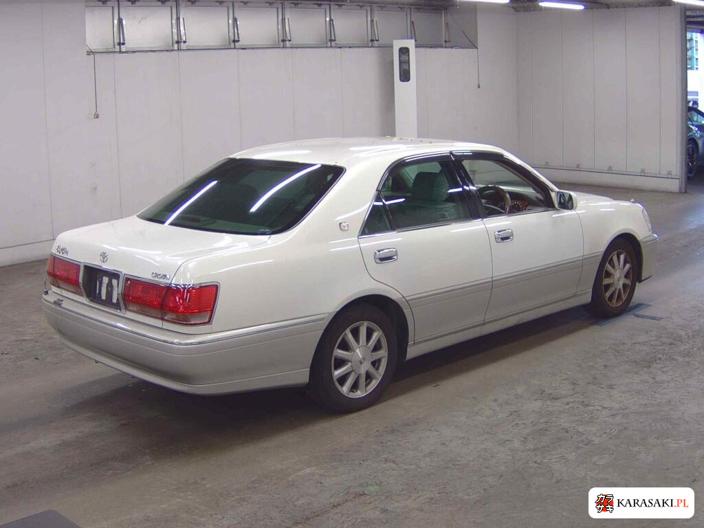 Toyota Crown 2003 z aukcji japońskiej
