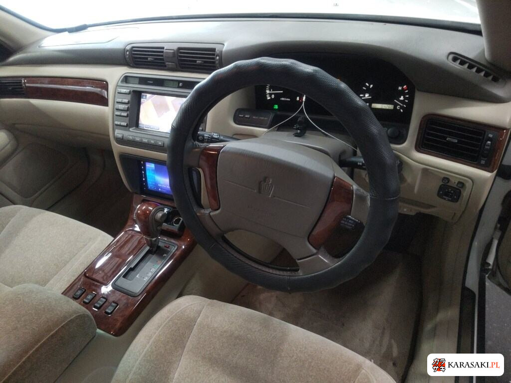 Toyota Crown 2001 z aukcji japońskiej