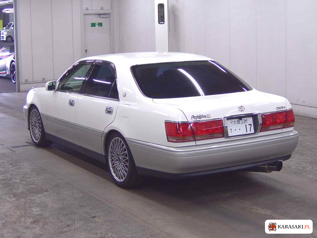 Toyota Crown 2001 z aukcji japońskiej