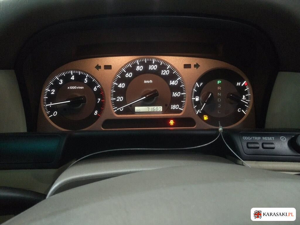Toyota Crown 2003 z aukcji japońskiej