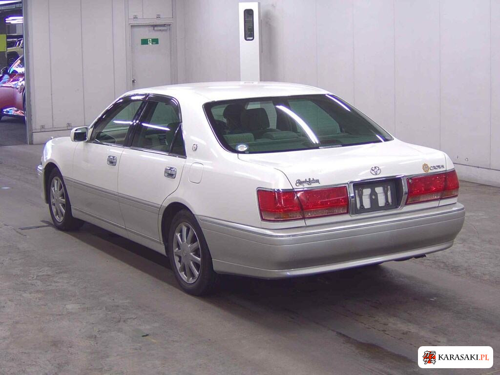 Toyota Crown 2003 z aukcji japońskiej