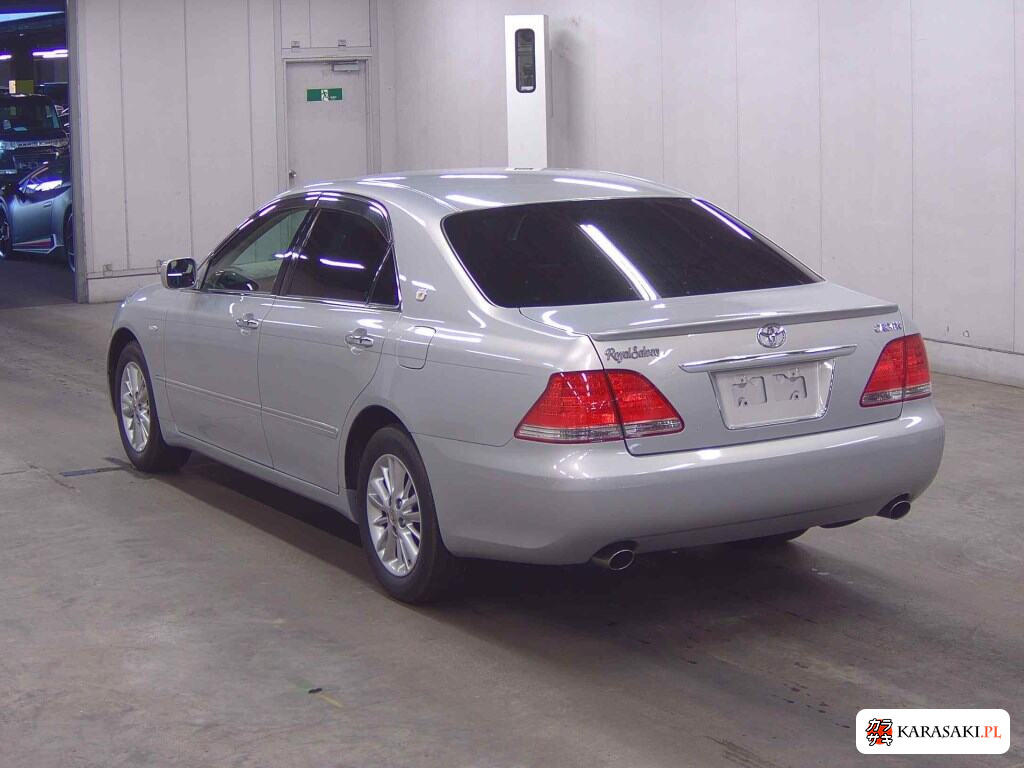 Toyota Crown 2004 z aukcji japońskiej