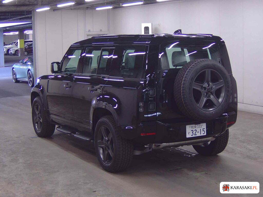 Land Rover Defender 2026 z aukcji japońskiej