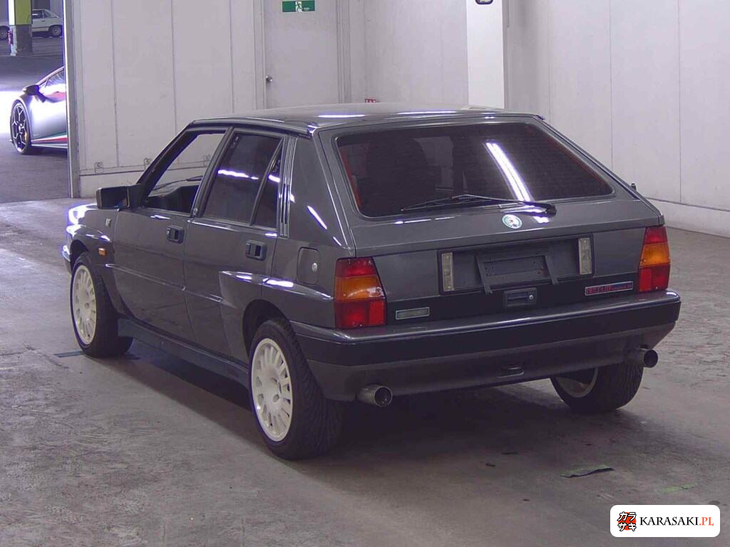 Lancia Delta 2020 z aukcji japońskiej