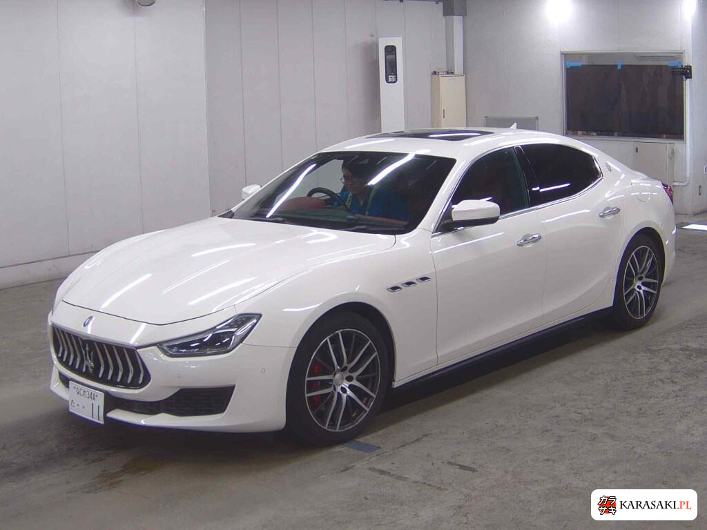 Maserati Ghibli 2018 z aukcji japońskiej