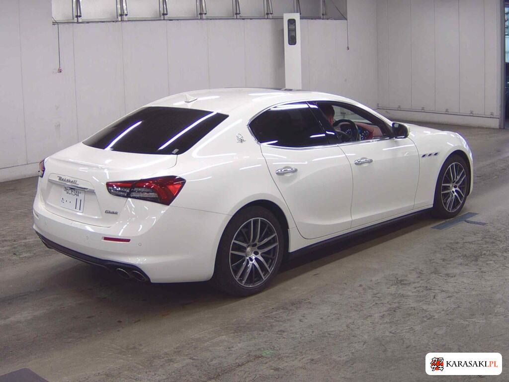 Maserati Ghibli 2018 z aukcji japońskiej