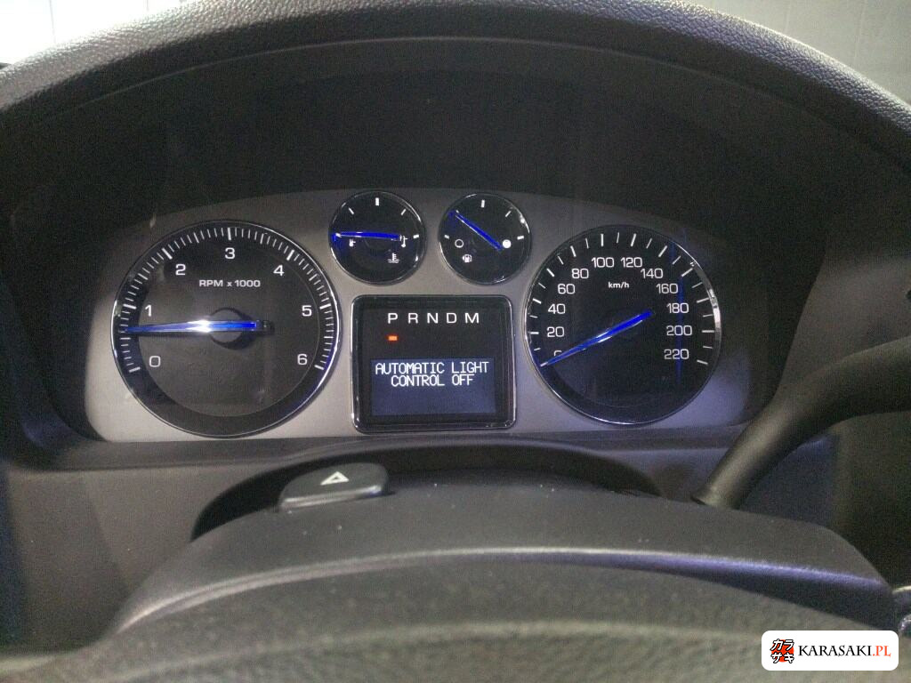 Cadillac Escalade 2007 z aukcji japońskiej