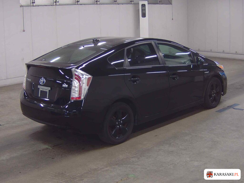 2018 America Toyota Prius 5D 4