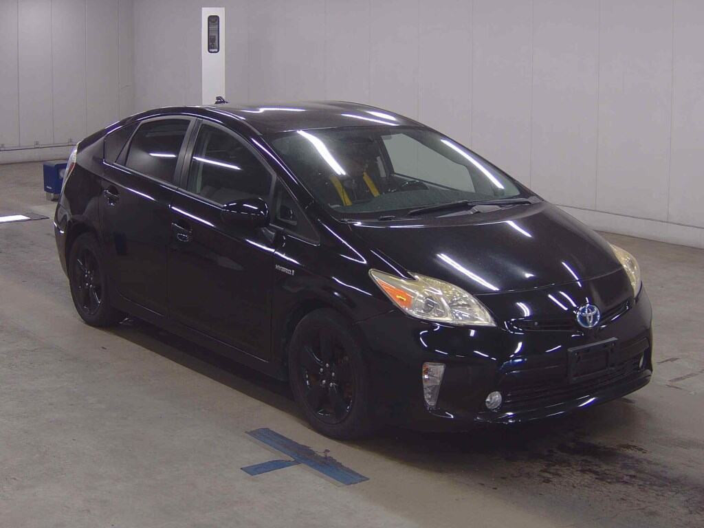 America Toyota Prius 2018 z aukcji japońskiej