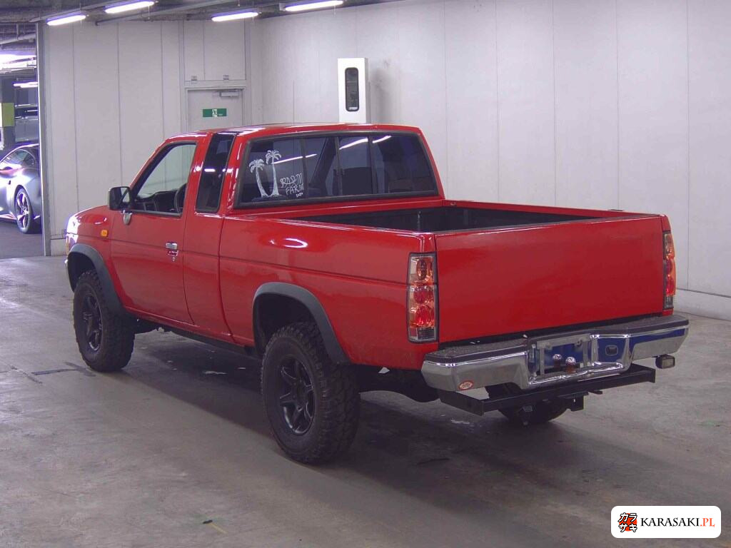 1989 America Nissan Datsun Truck 4WD King Cab 2