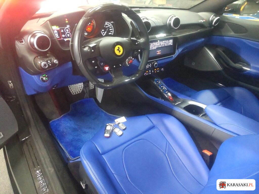 2022 Ferrari Portofino M Base Grade 5
