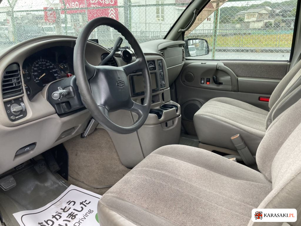 2002 Chevrolet Astro 4WD LS 9