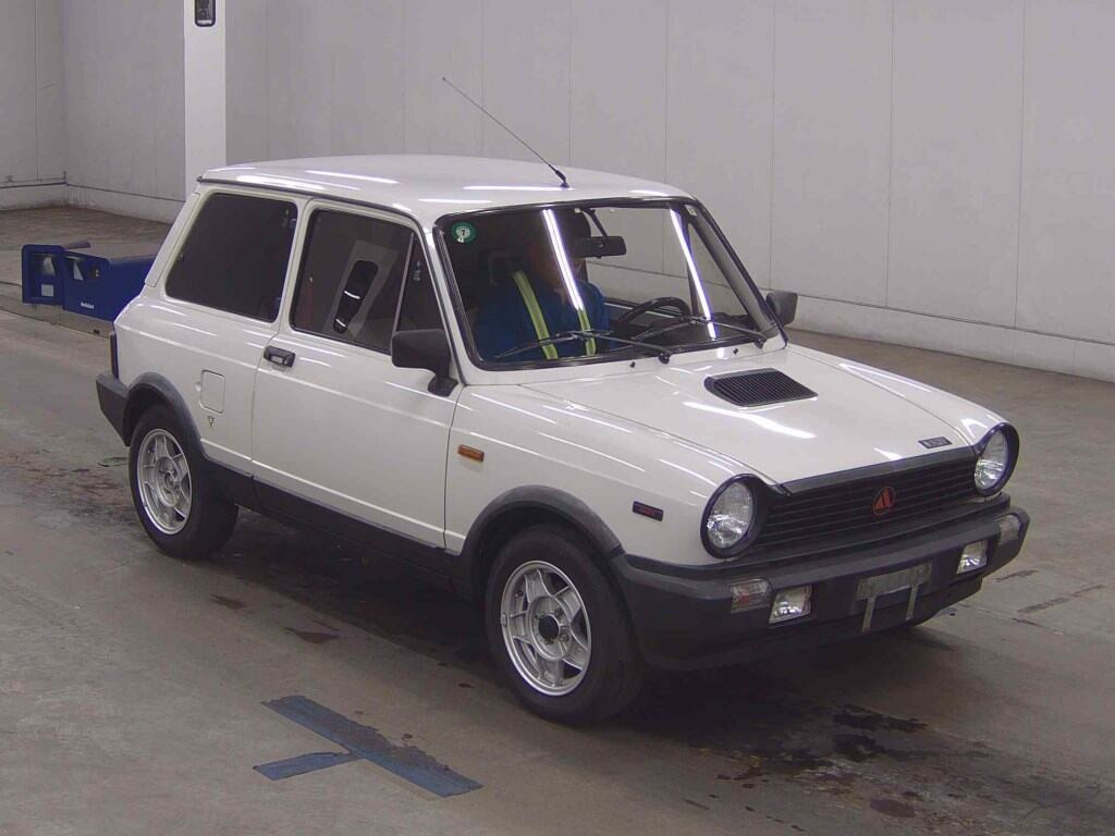 Autobianchi A112 1985 z aukcji japońskiej