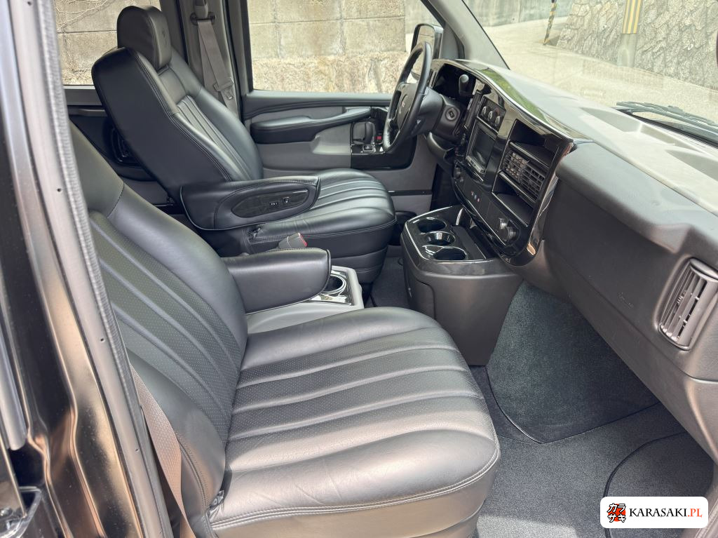 2017 GMC 7