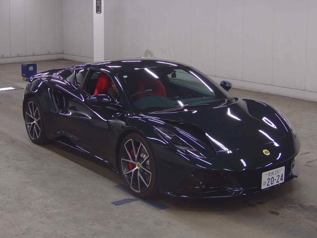Lotus Emira 2024 z aukcji japońskiej