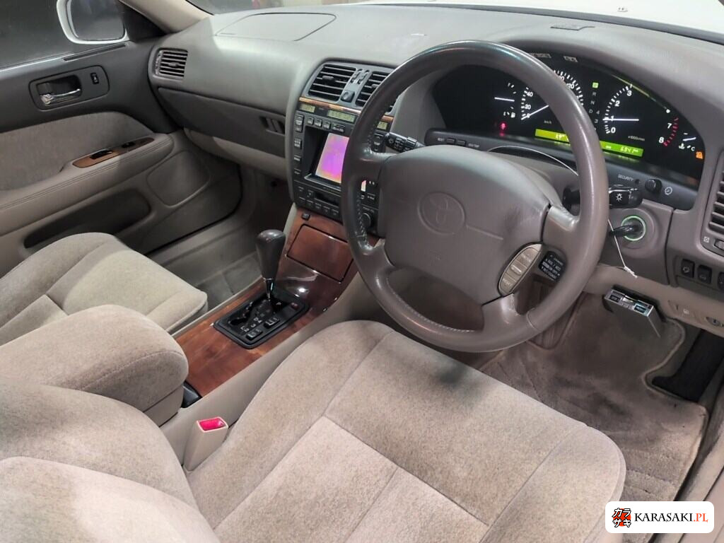 2000 Toyota Celsior C Version 5
