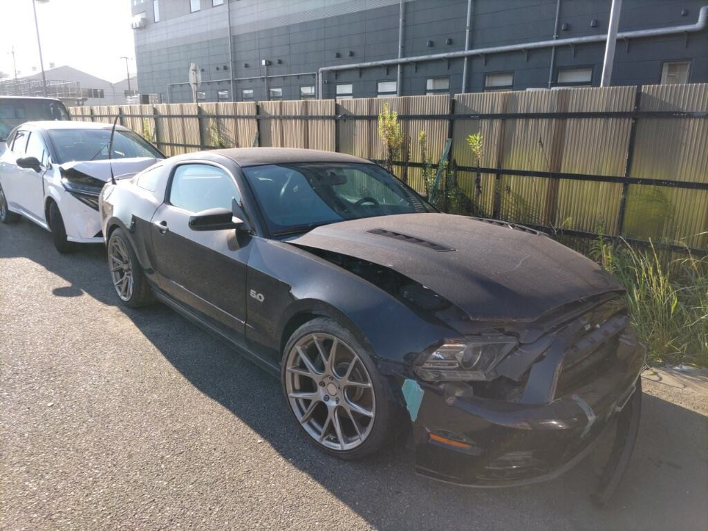 Ford Mustang 2017 з японського аукціону