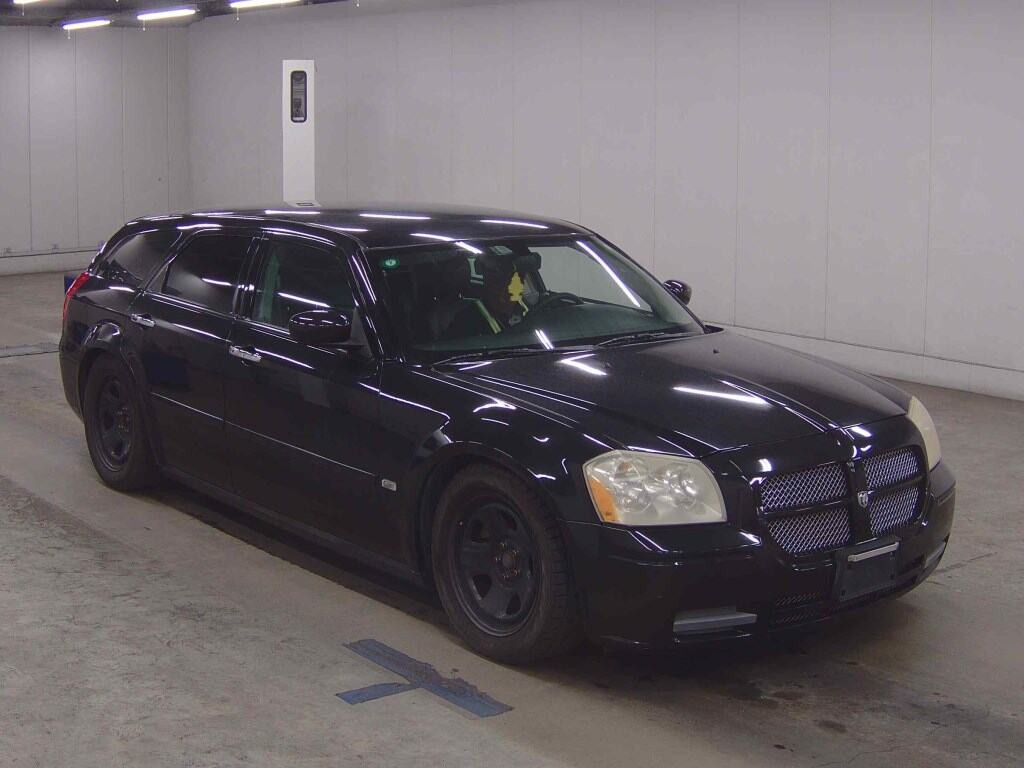 Dodge Magnum 2007 z aukcji japońskiej