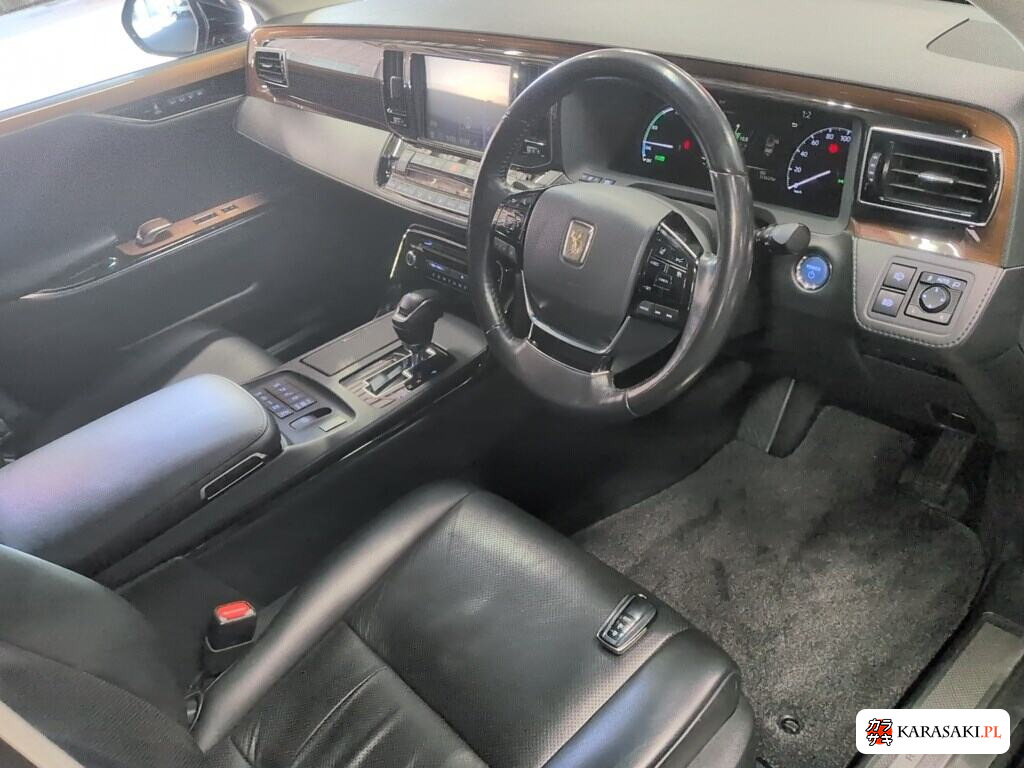 2019 Toyota Century 4D Base Grade 5