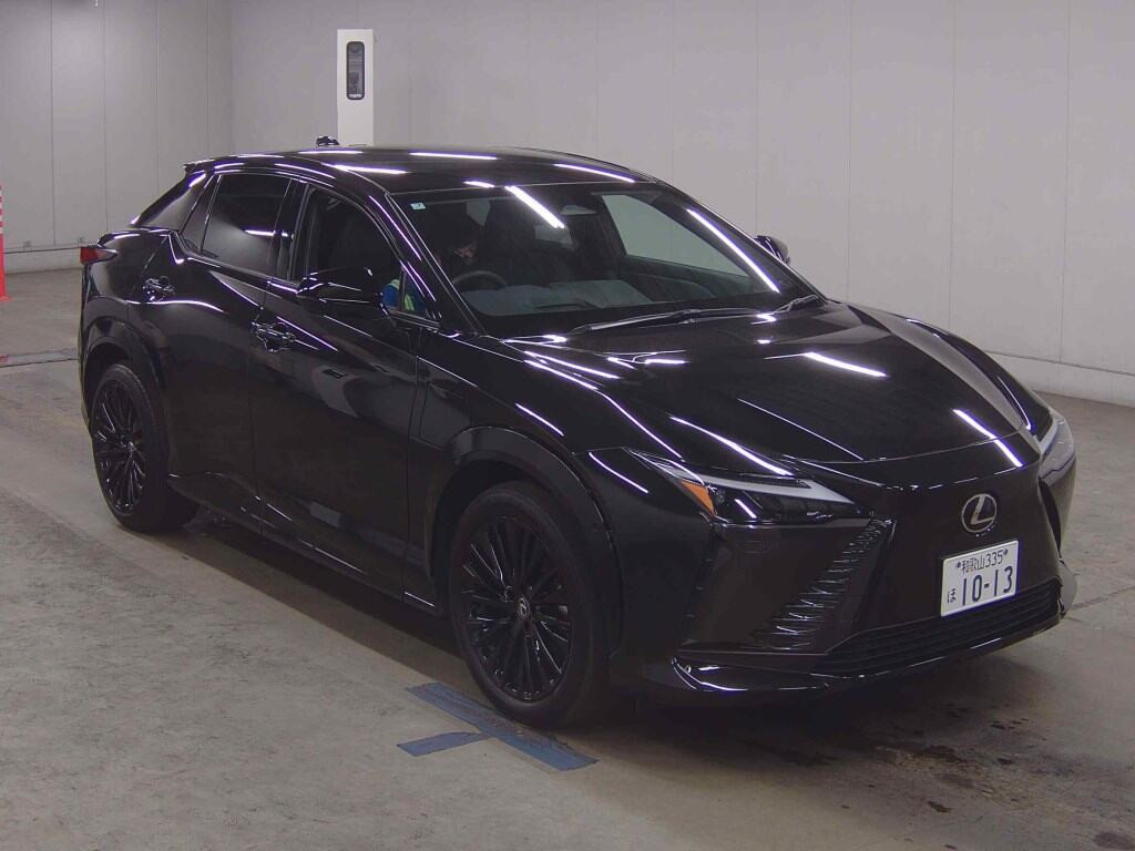 Lexus RZ 2023 z aukcji japońskiej