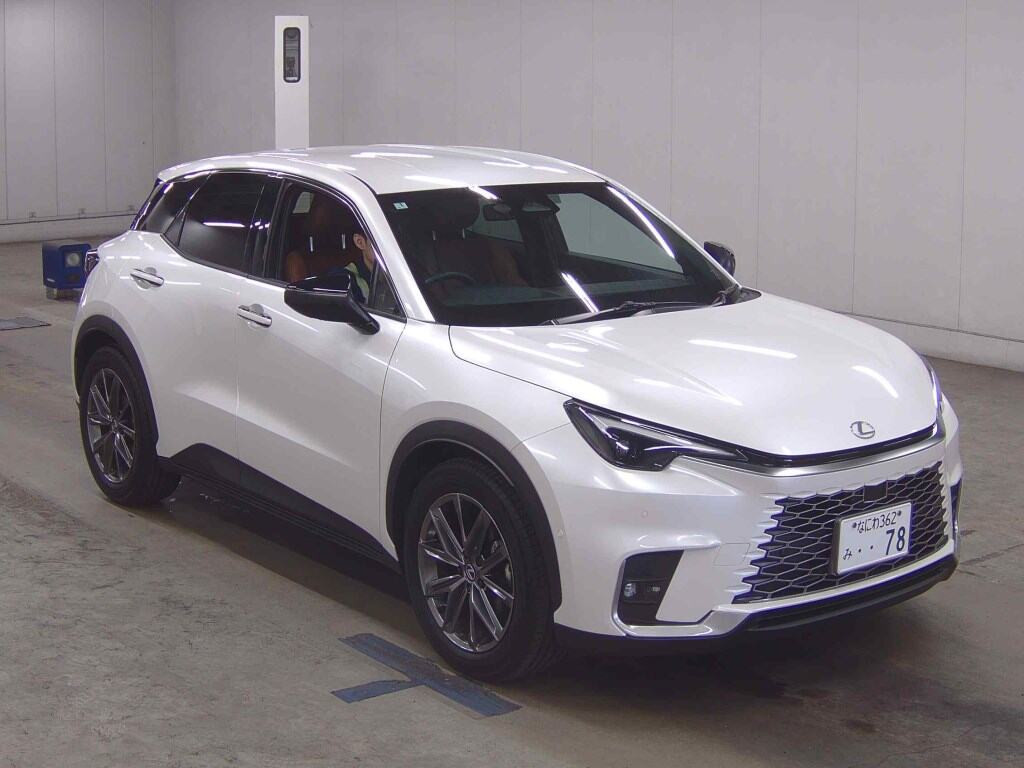 Lexus LBX 2025 z aukcji japońskiej