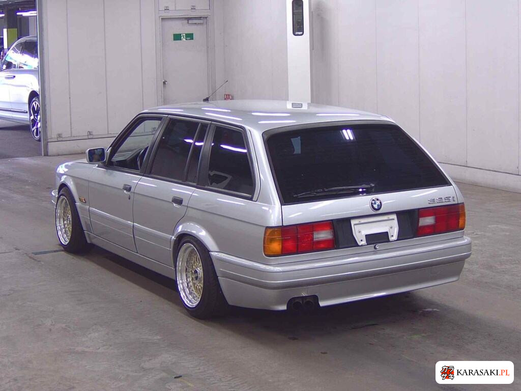 1991 BMW 3 Series WG 325I Touring 2