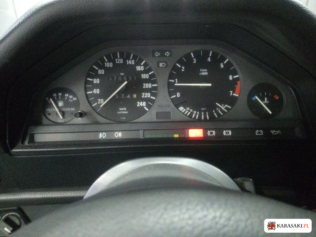 1990 BMW 3 Series 2D 320I M-Technic 6