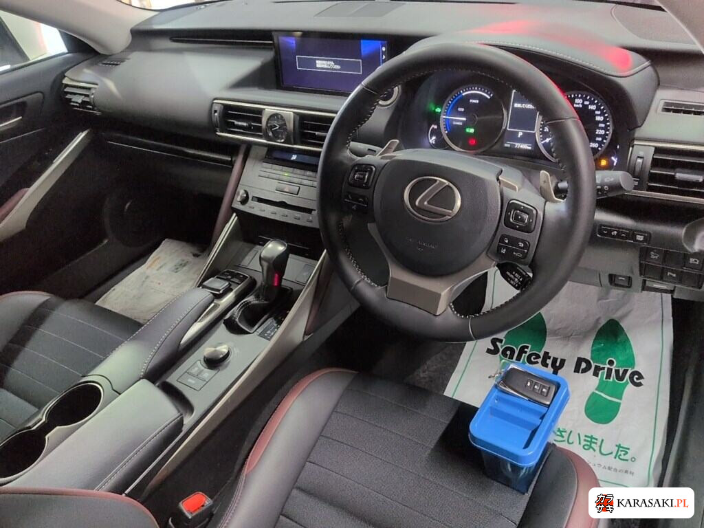 Lexus Is 2019 z aukcji japońskiej