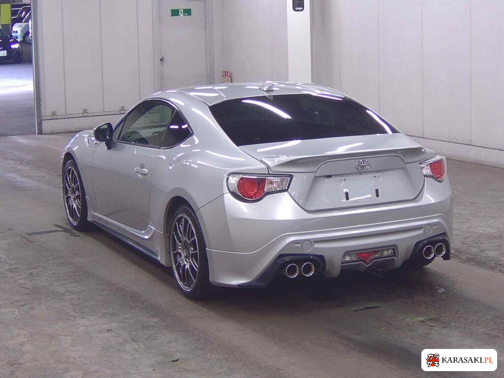 Toyota 86 2012 z aukcji japońskiej