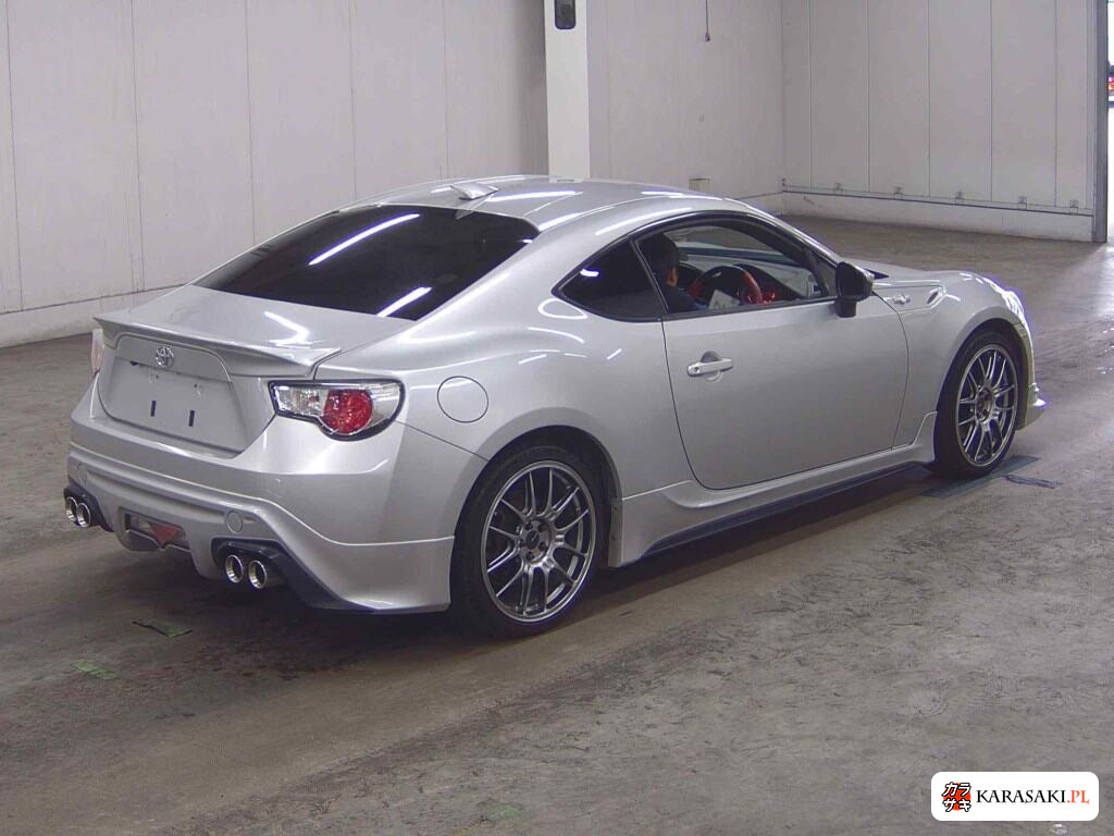 Toyota 86 2012 z aukcji japońskiej