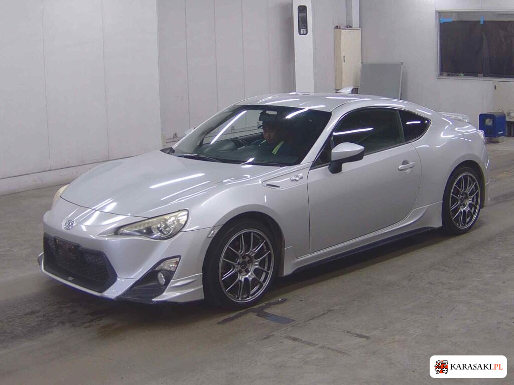 Toyota 86 2012 z aukcji japońskiej