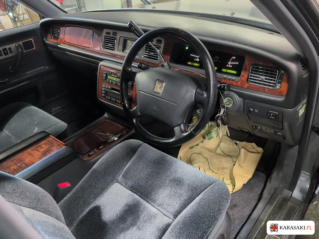 Toyota Century 2003 z aukcji japońskiej
