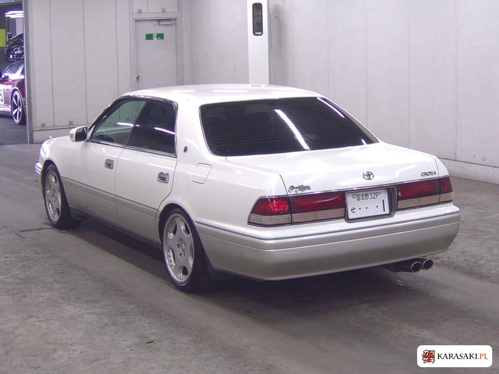 Toyota Crown 1998 z aukcji japońskiej