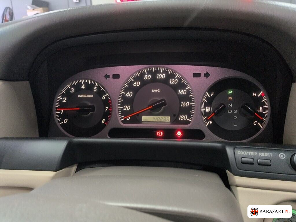 Toyota Crown Estate 2003 z aukcji japońskiej