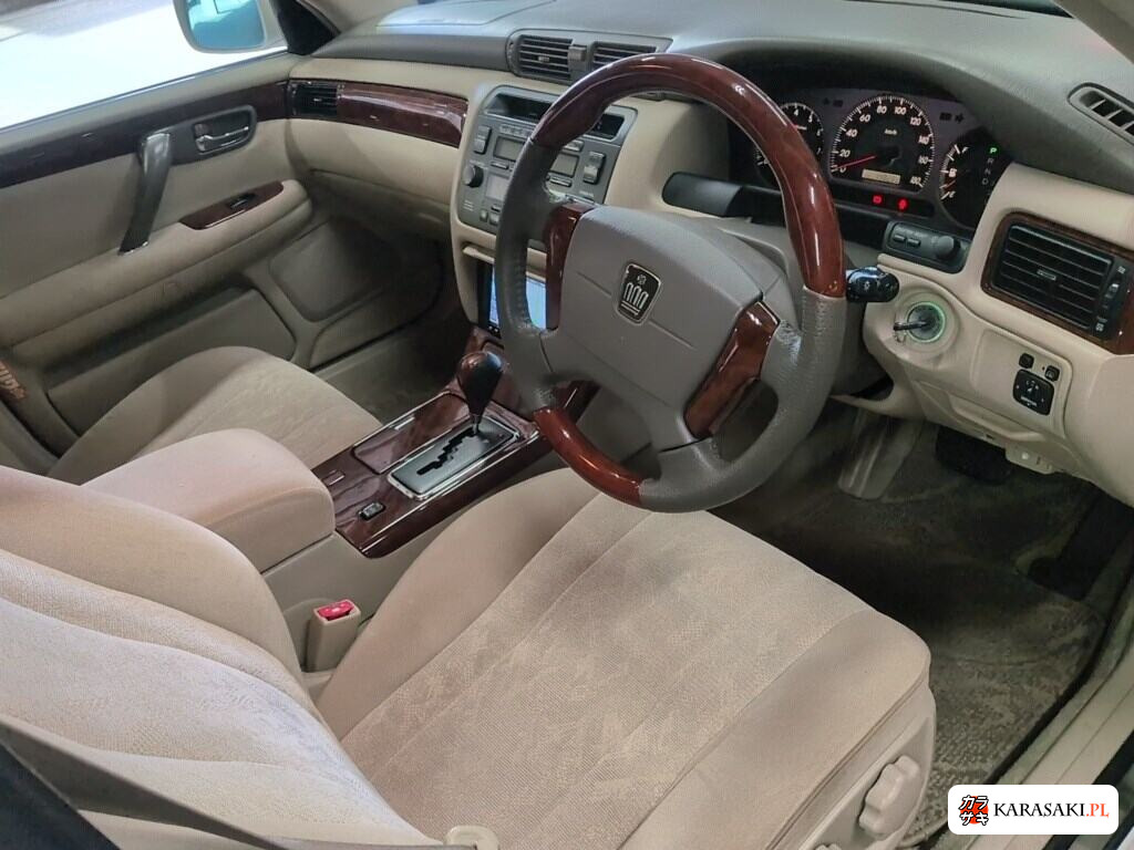 Toyota Crown Estate 2003 z aukcji japońskiej