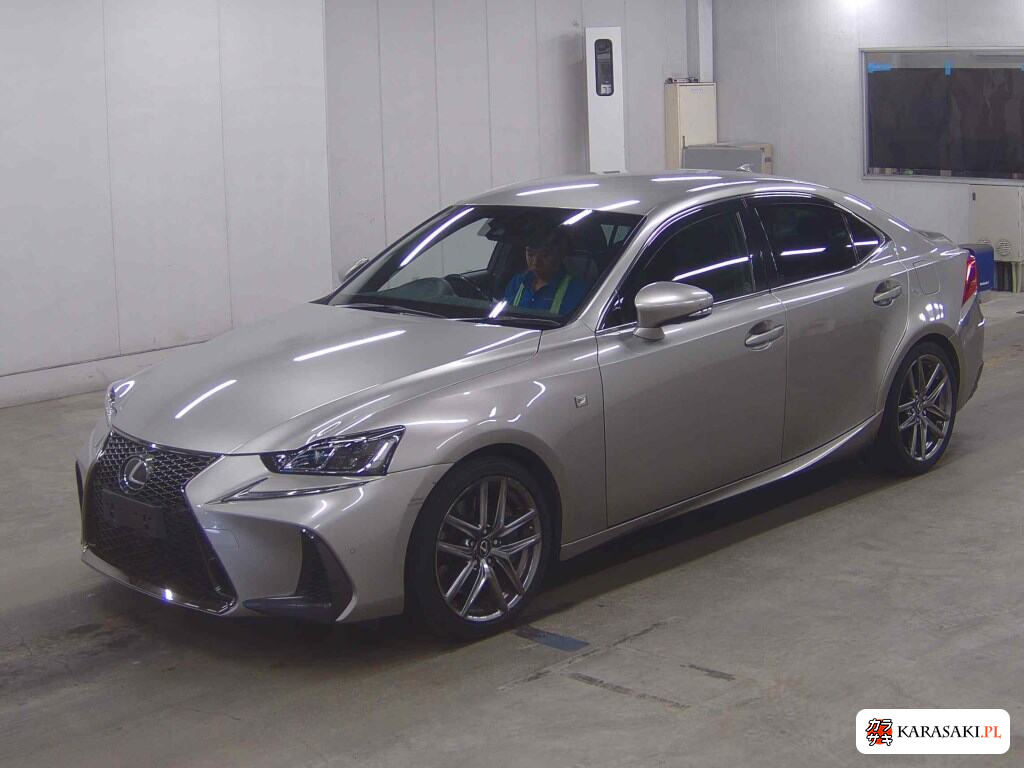 Lexus Is 2018 z aukcji japońskiej