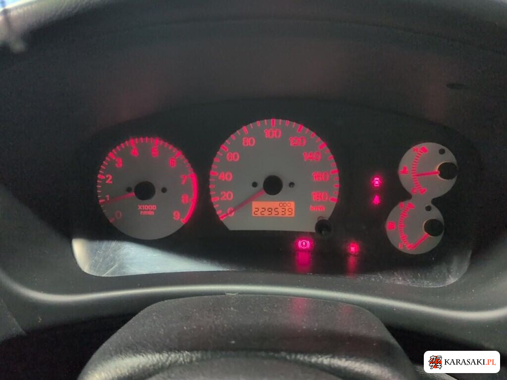 Mitsubishi Lancer 1996 z aukcji japońskiej