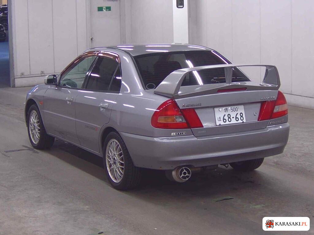 Mitsubishi Lancer 1996 z aukcji japońskiej
