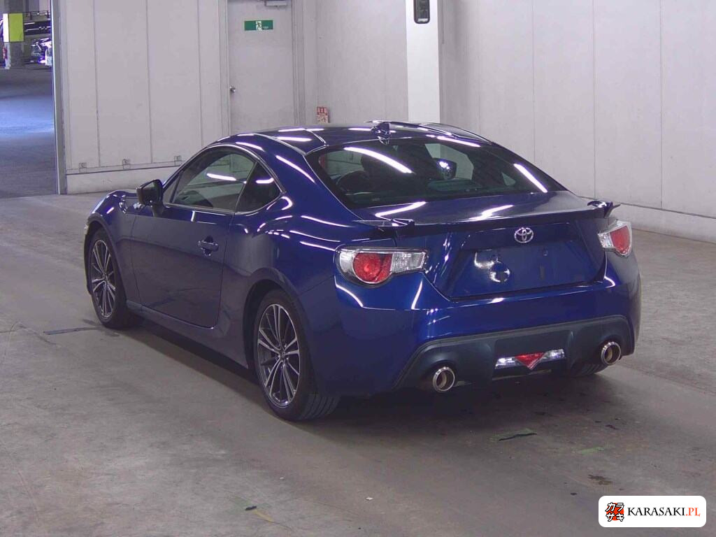 Toyota 86 2015 z aukcji japońskiej