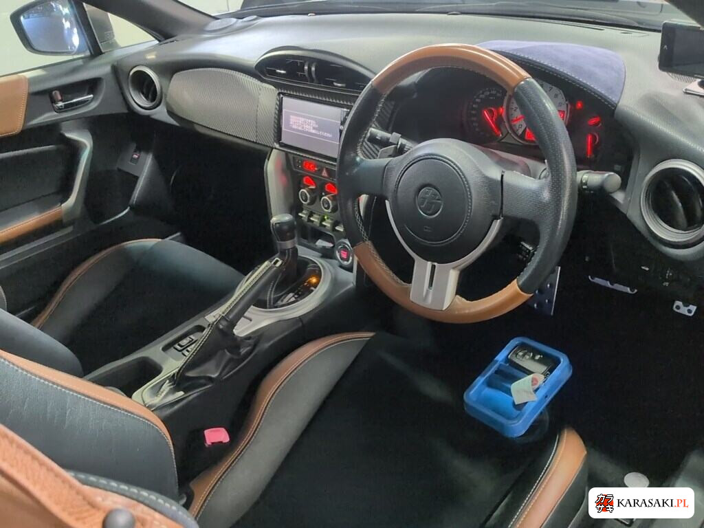 Toyota 86 2015 z aukcji japońskiej