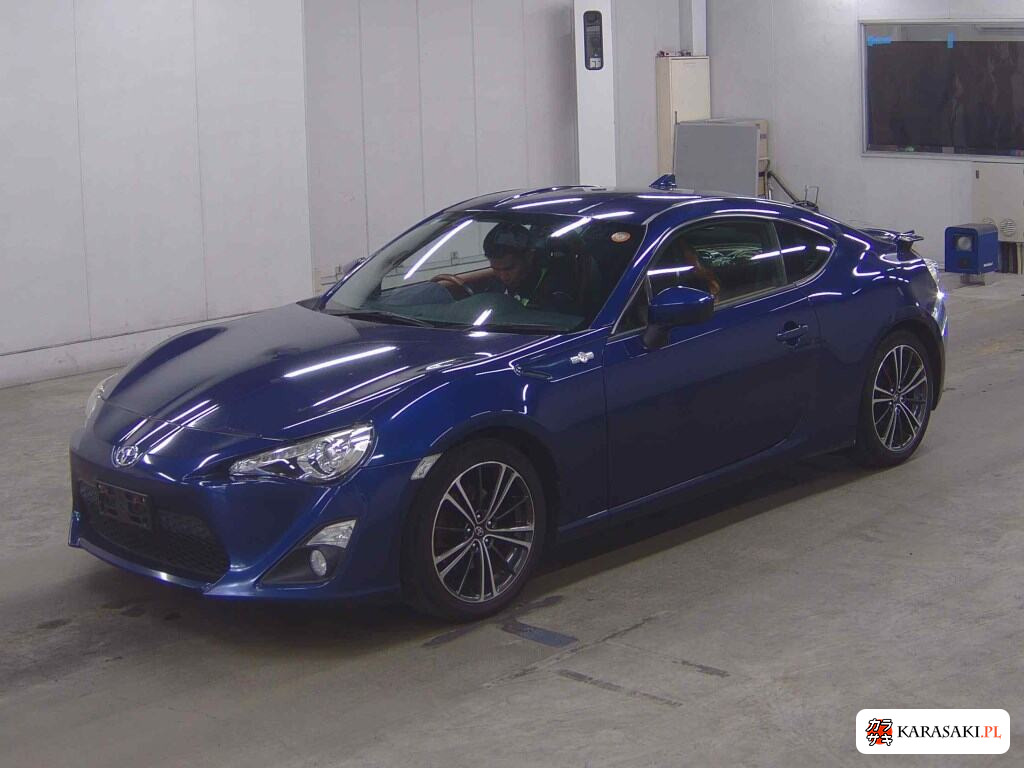 Toyota 86 2015 z aukcji japońskiej