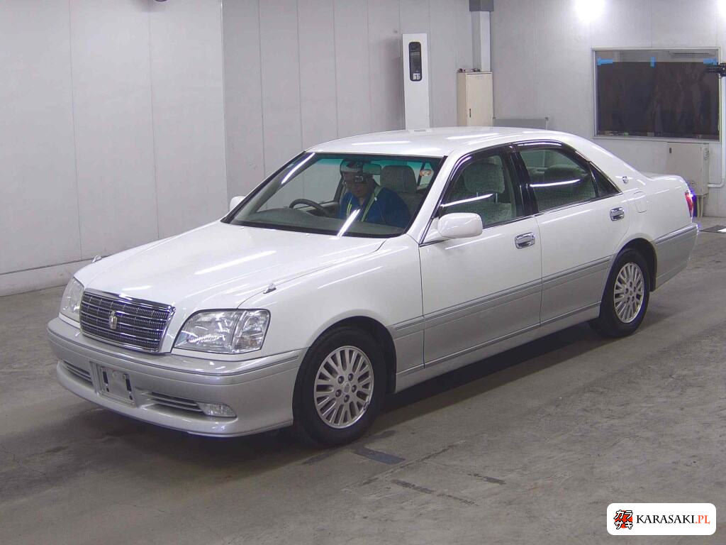 Toyota Crown 2002 z aukcji japońskiej