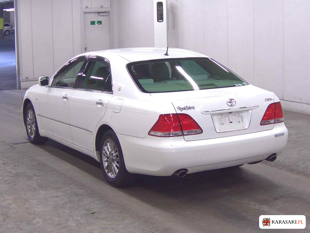 Toyota Crown 2005 z aukcji japońskiej
