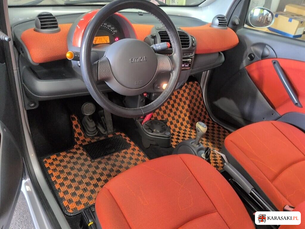 MCC Smart Coupe 2001 z aukcji japońskiej